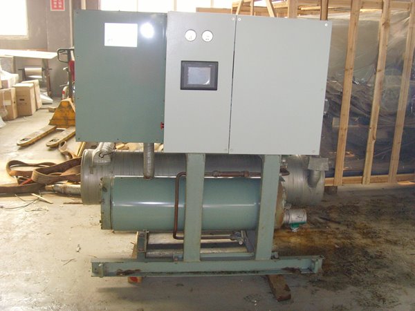 伍家岗酒店中央空调不停机清洗方法介绍